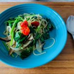 ほうれん草と干しシイタケのパスタ