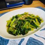 小松菜とリーフレタスの青菜炒め