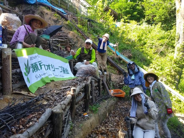小屋下のシガラづくり