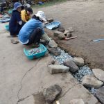 悩みながら石を敷いていく